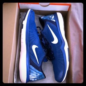 Never worn Nike athletic shoes.